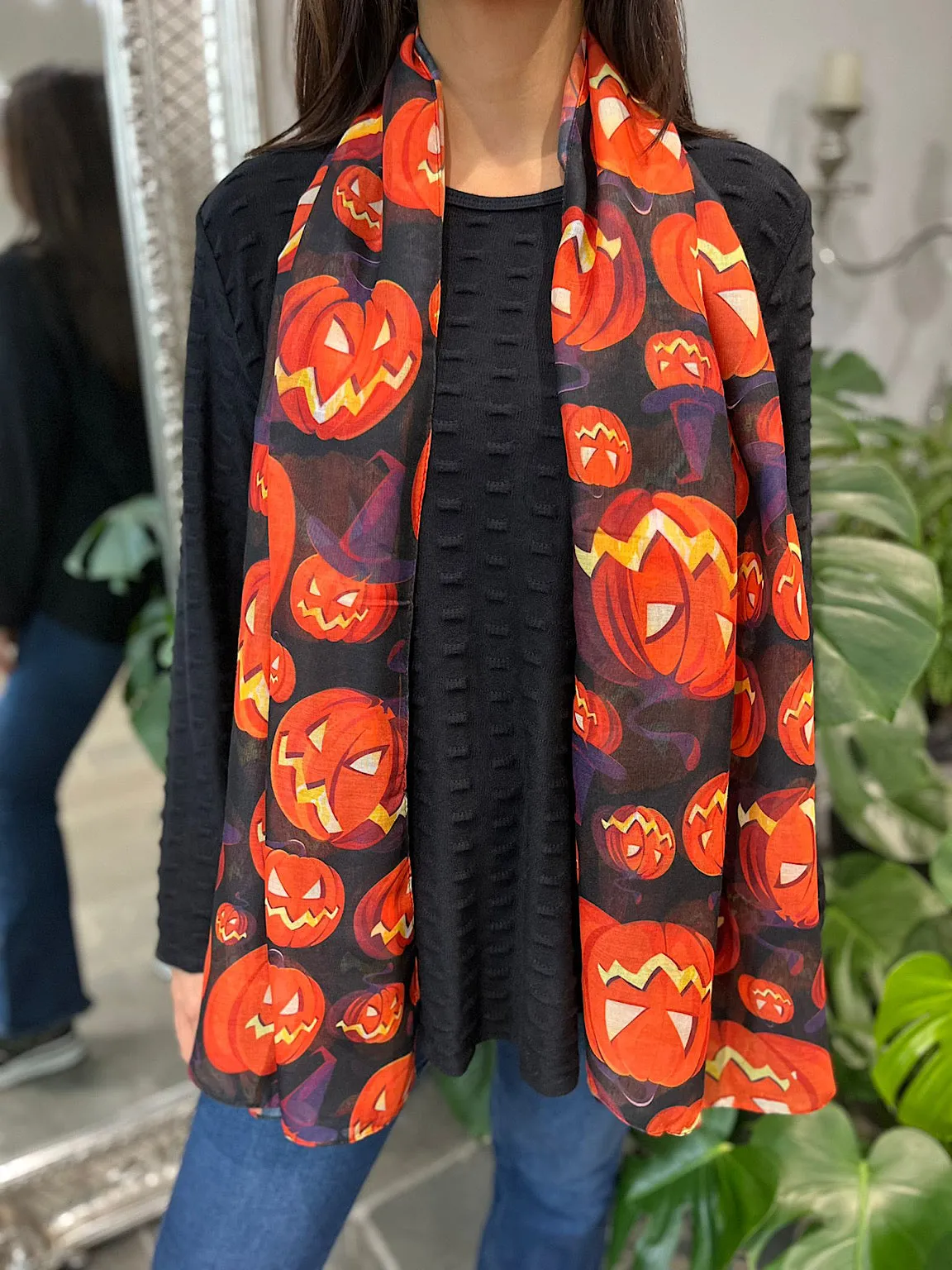 Black Pumpkin Scarf