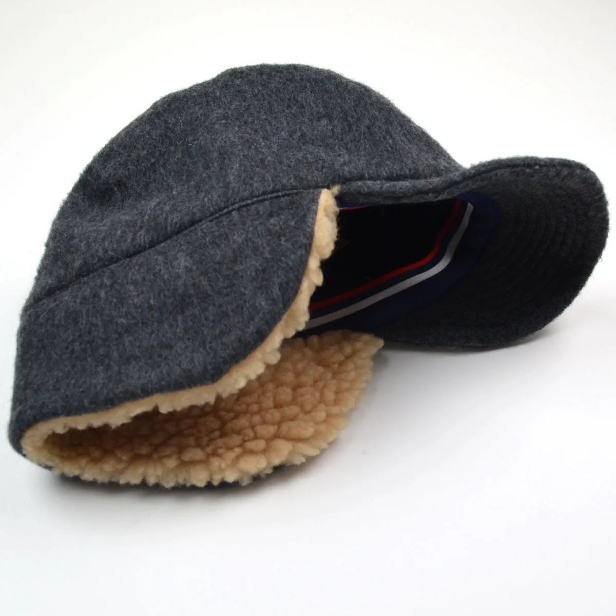 cableami - Army Shaggy Cloth Cap - Grey