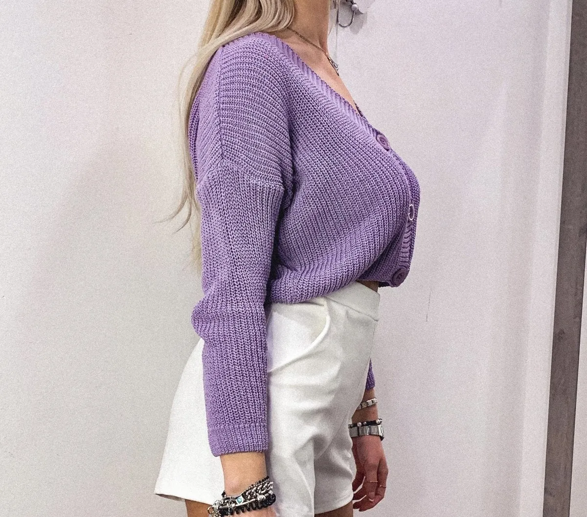 Cardigan lilla in maglia