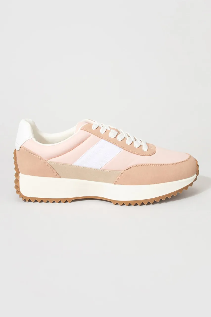 DV by Dolce Vita Bettie Retro Sneaker