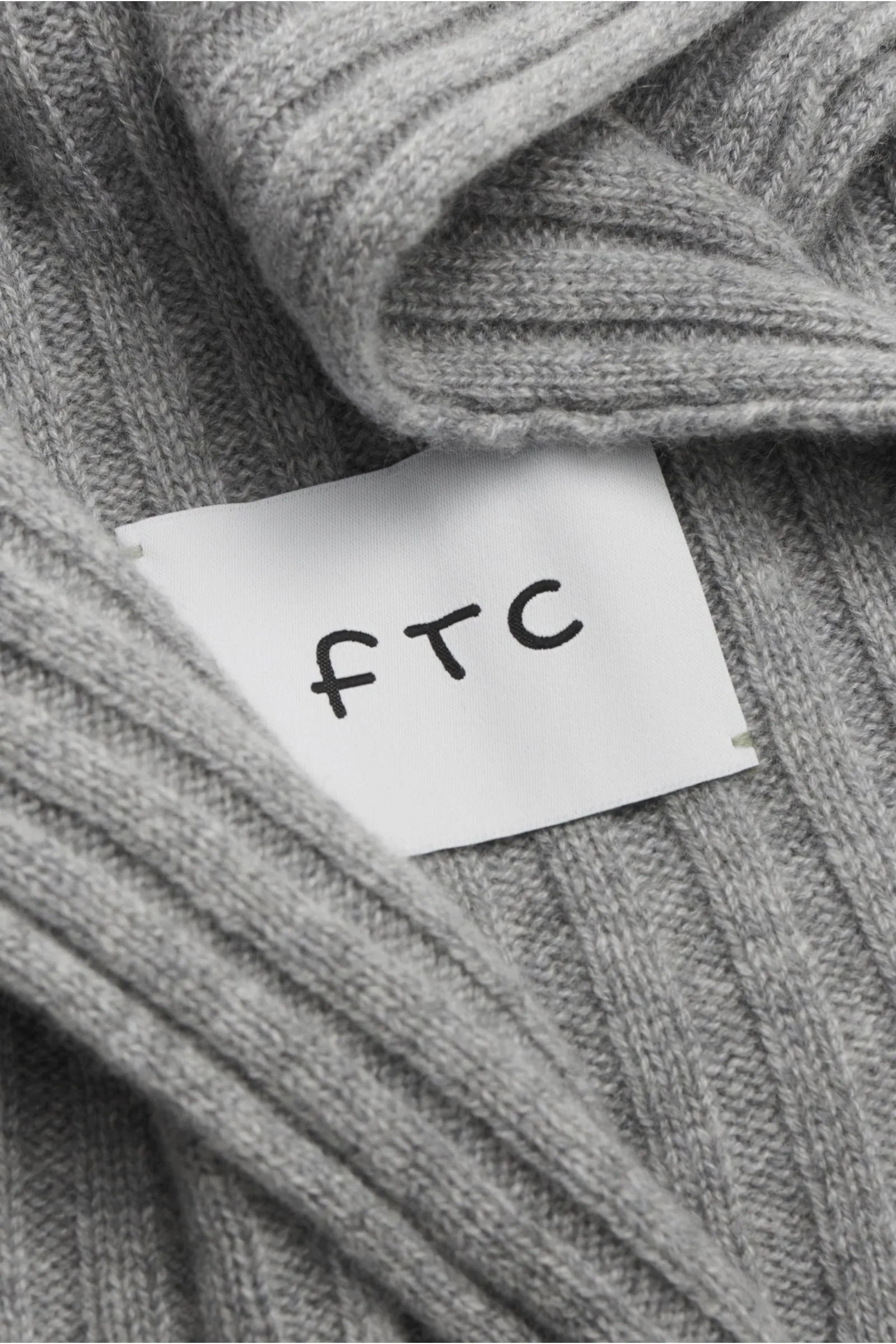 FTC cashmere scarf grey