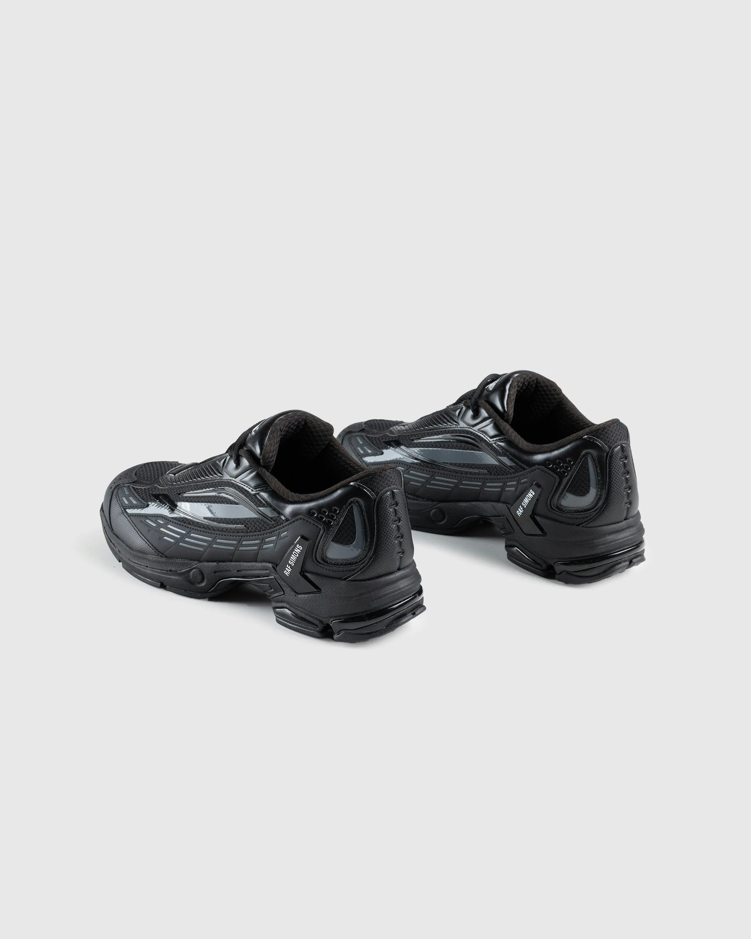 Raf Simons – Ultrasceptre Sneaker Black | Highsnobiety Shop