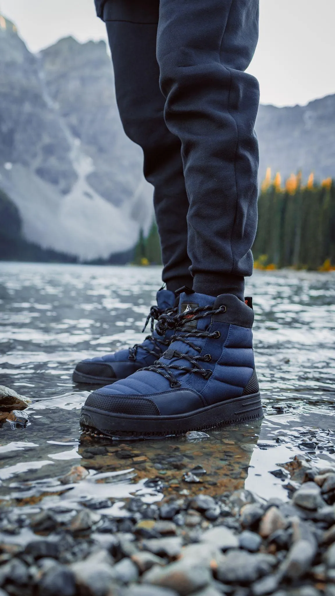 SWIMS - Snow Runner Mid - Navy/Black