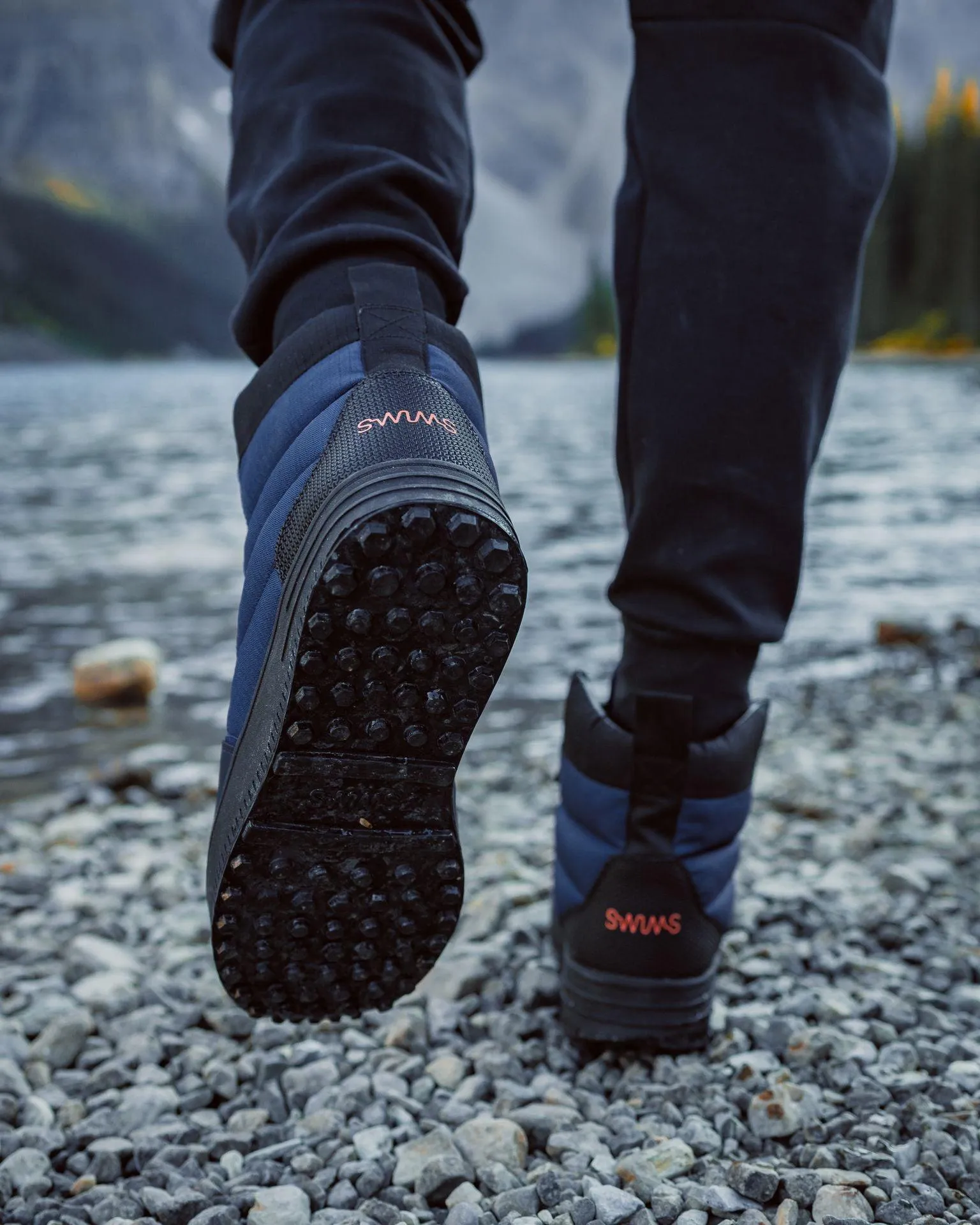 SWIMS - Snow Runner Mid - Navy/Black