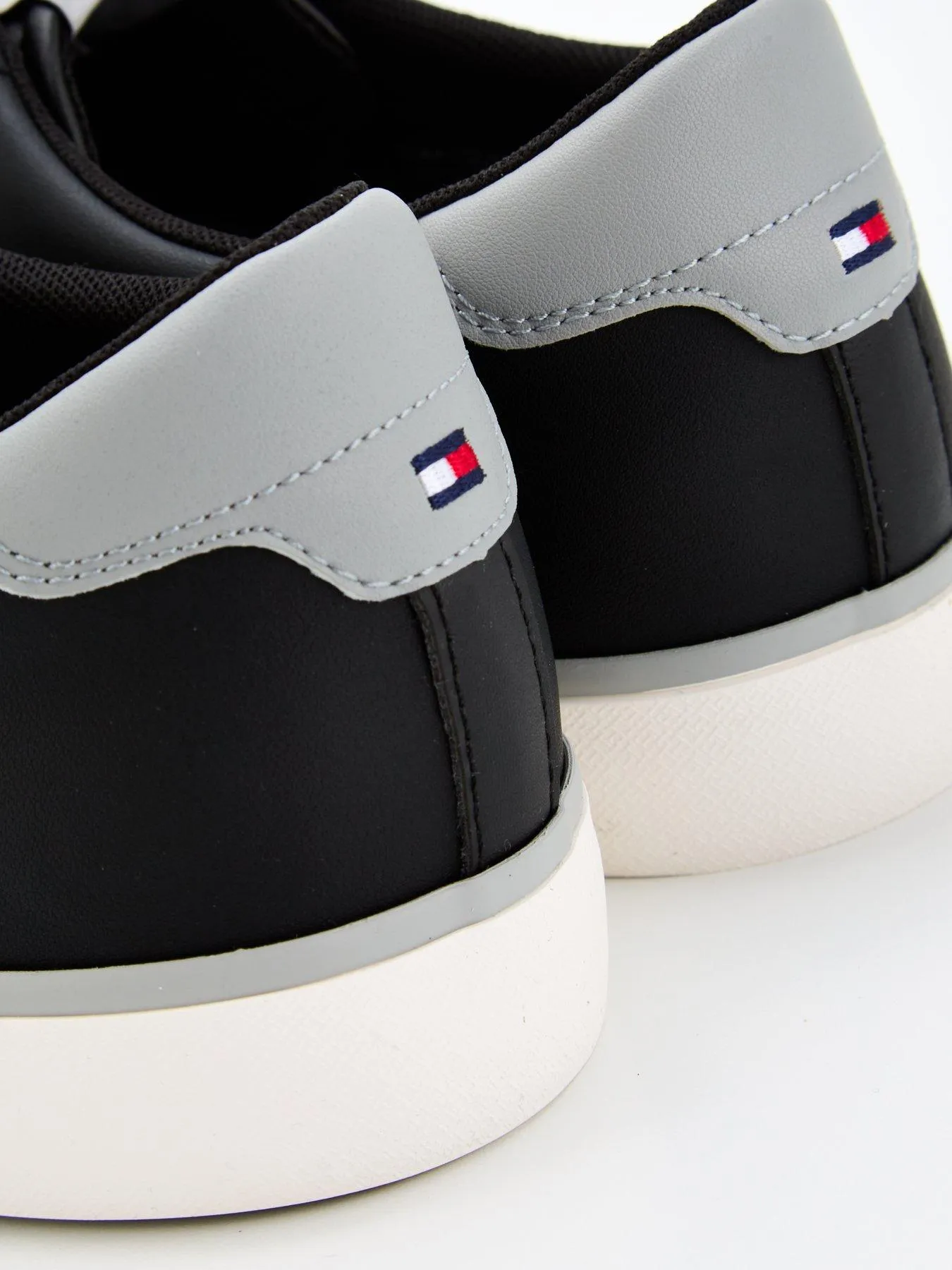 Tommy Hilfiger Hi Vulcanised Perforated Sneaker - Black