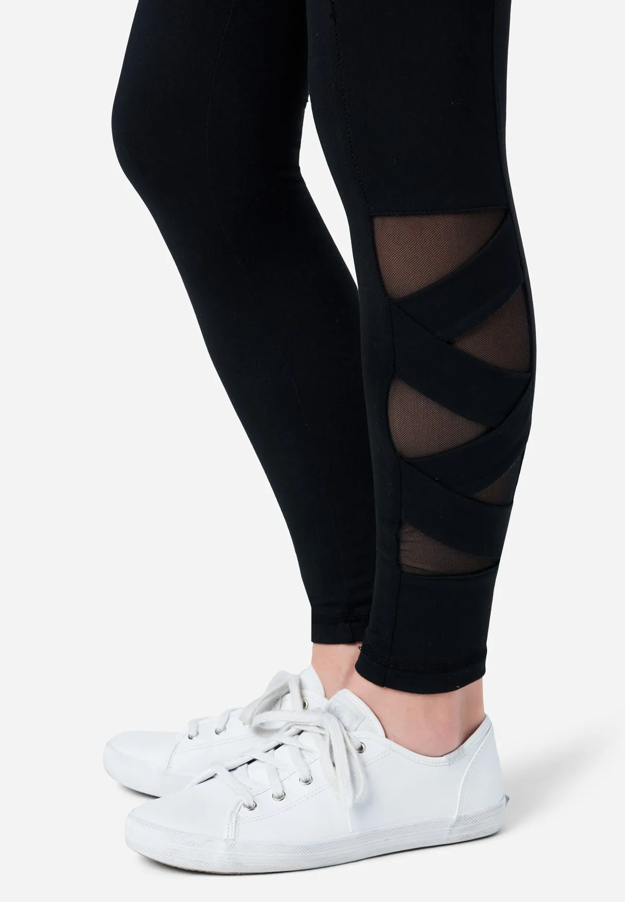 Wide Strap Detail Legging